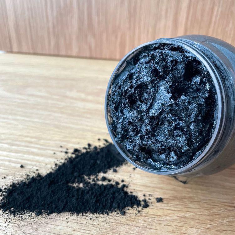 LittleEarth's Coal as a mint whipped soap replaces regular body wash & shower gels with this rich, buttery soft, gentle cream soap which cleans and nourishes your skin making your bathing, a spa experience every time.